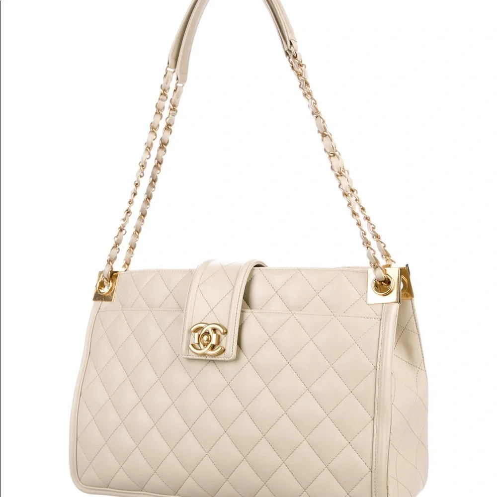 CHANEL Light Beige Large Shopping >30 CM